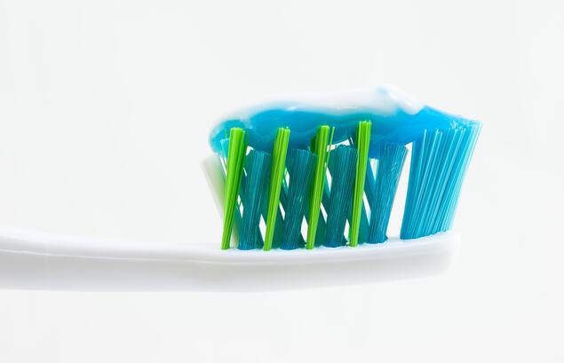brosser dents